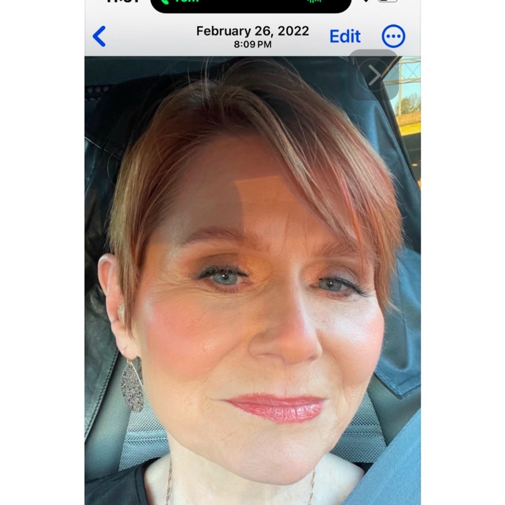 Meet your Posher, Jennifer